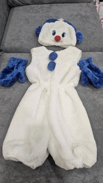 Продам детский костюм Зайчик Снеговик Кошка