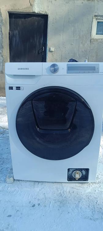 Продам стиральную машину