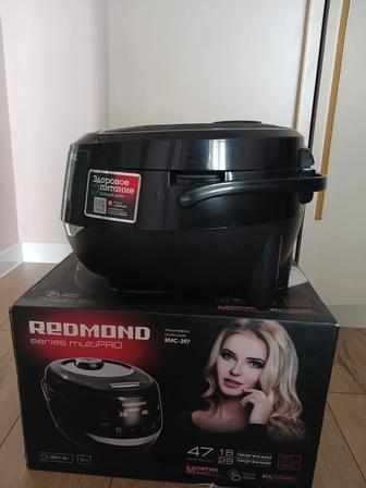 Продам мультиварку Redmond