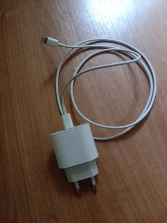 Зарядка для Айфона