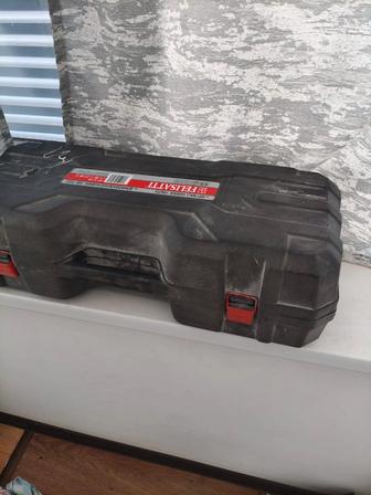 Продам шлифмашину со всеми инструментами и перфоратор