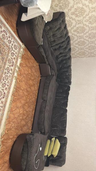 Продам угловой диван