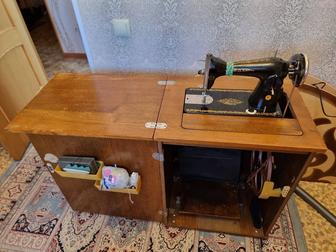 Продам швейную машину