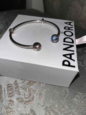 Продам оригинал браслет от PANDORA