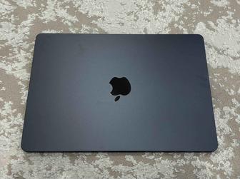 Ноутбук Apple MacBook Air 13
2022