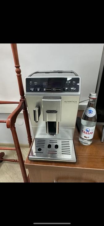 Продам кофемашину Delonghi