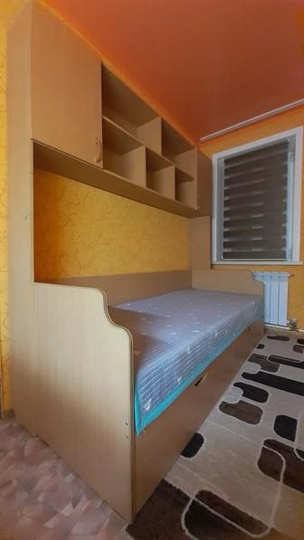 Кровать подростковая