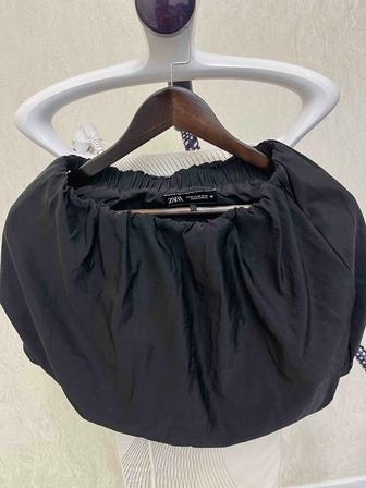 Продам черную юбку Zara