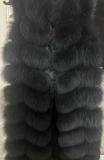 меховая безрукавка