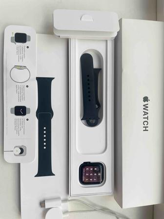 Apple Watch (2-го поколения) 44 мм GPS