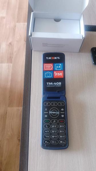 Продам телефон TEXET.