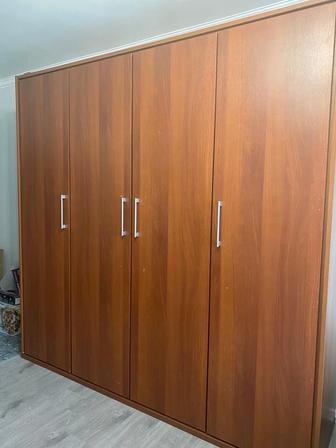 Шифоньер большой