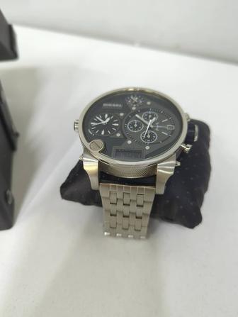 Часы Diesel