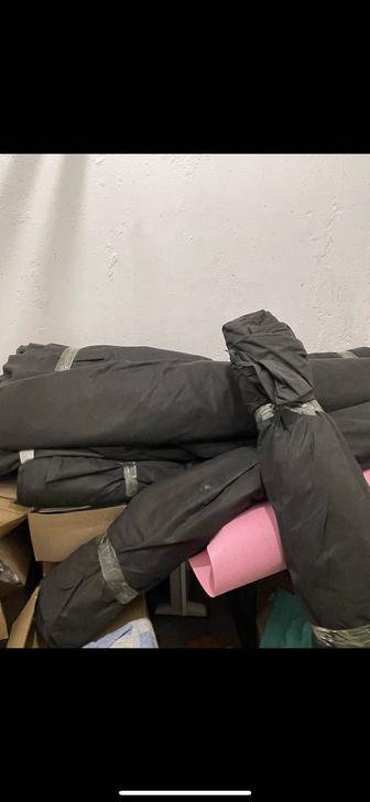 Продаются черные ткани