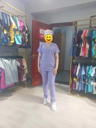 Продам новую женскую медицинскую форму