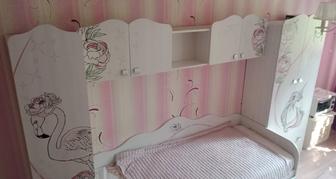 Продам спальню для девочки