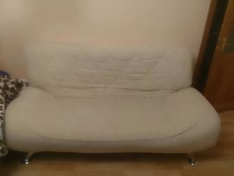 Диван отдам