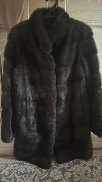 Продам норковую шубу