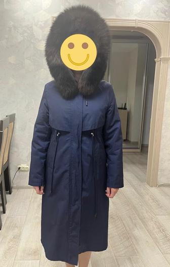 Недорого продам зимнюю теплую парку-трансформер 2 в 1