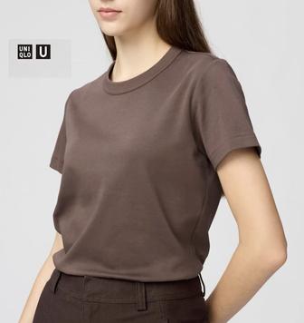 Женская футболка Uniqlo