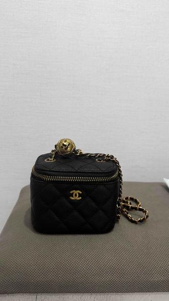 Маленькая сумочка под шанель