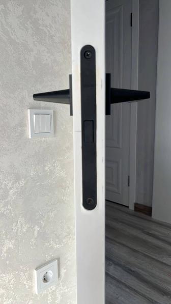 Профессиональная установка межкомнатных дверей