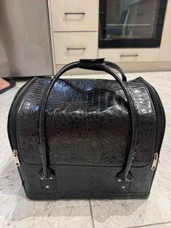 Продам кейс для косметики