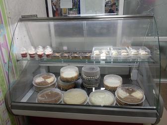 Витринный холодильник