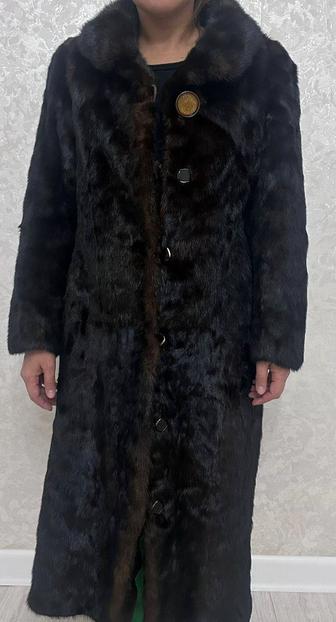 Продам норковую шубу