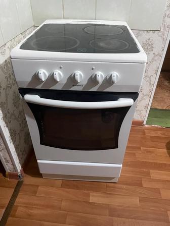 Продам духовую печь
В хорошем состоянии, работает идеально!