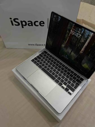 MacBook 2022