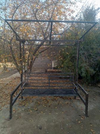 Садовая качеля