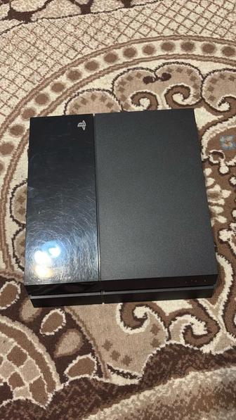 Продам PS4