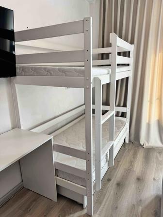 Продам двухъярусную кровать в отличном состоянии!