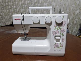 Продам швейную машинку Janome Jasmine25
