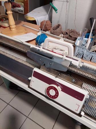 Вязальная Машина