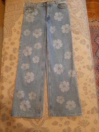 Джинсы женские