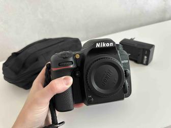 Продам фотоаппарат Nikon D7500 body