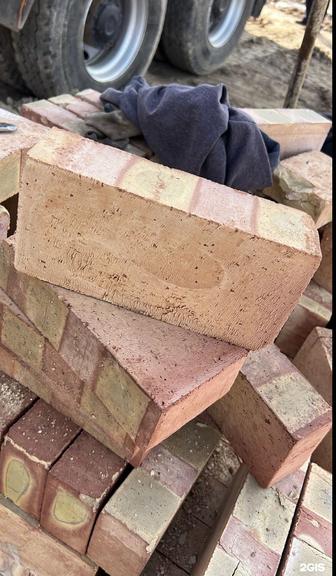 Продам красный Кирпич