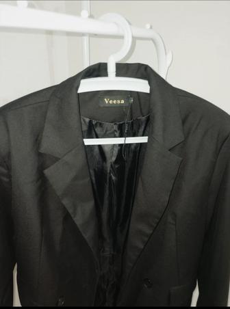 продаю костюм !