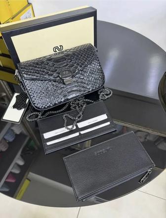 Продам кожанную сумку