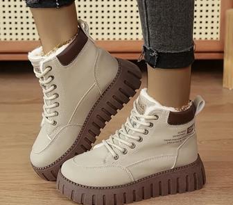 Женские зимние ботинки.