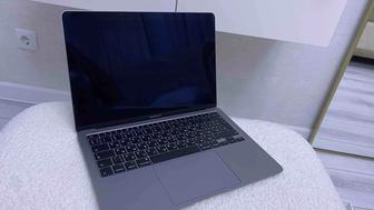 MacBook Air 13