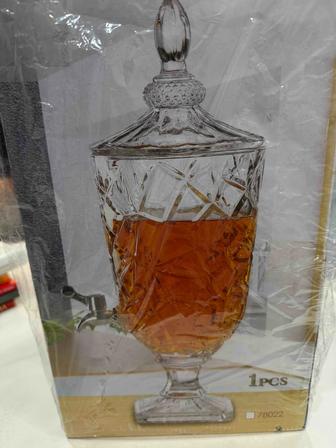 Большой кувшин для напитков