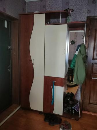 Продам прихожую