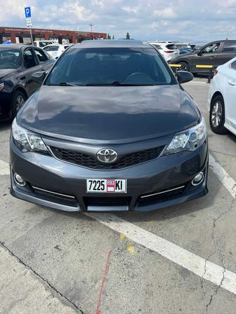 Сдам в аренду авто Camry 50 в отличном состоянии.