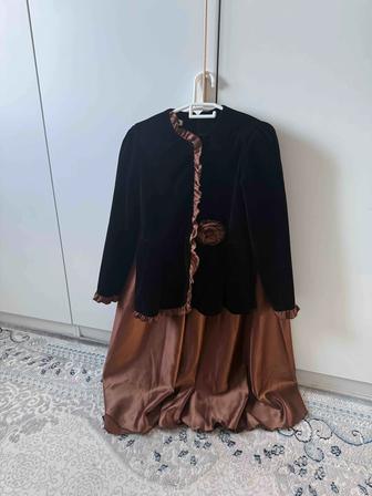 Атласное платье