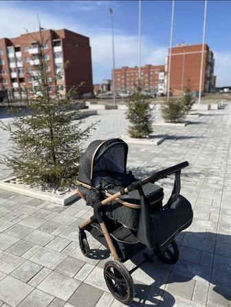 Продам коляску трансформер 2 в 1, состояние новой.