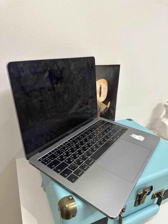 Продам MacBook Pro