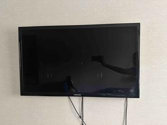 Телевизор Samsung 109 см